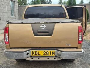 Nissan Navara 2.5 dCi 2010 Gold