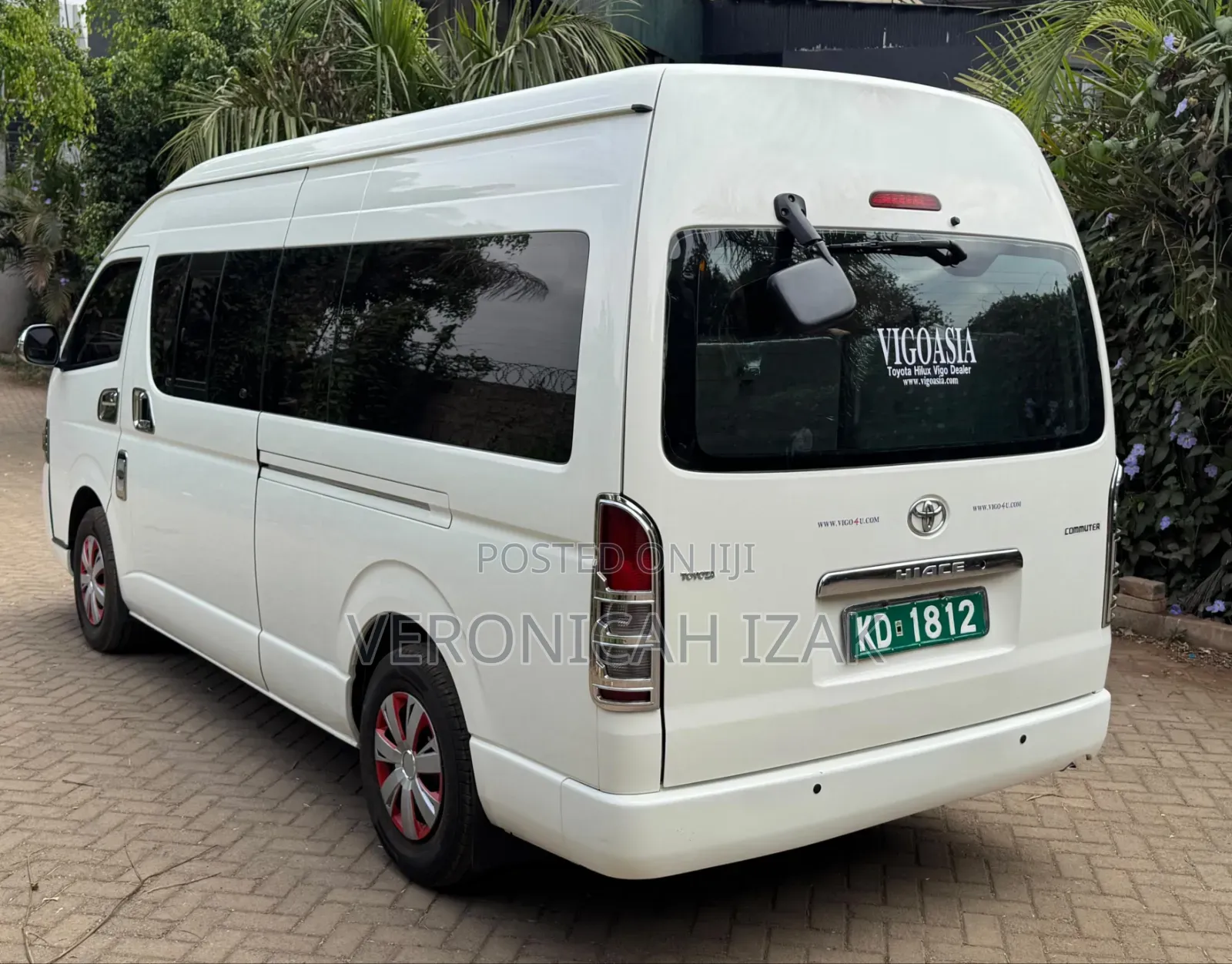 Toyota HiAce 2019 White