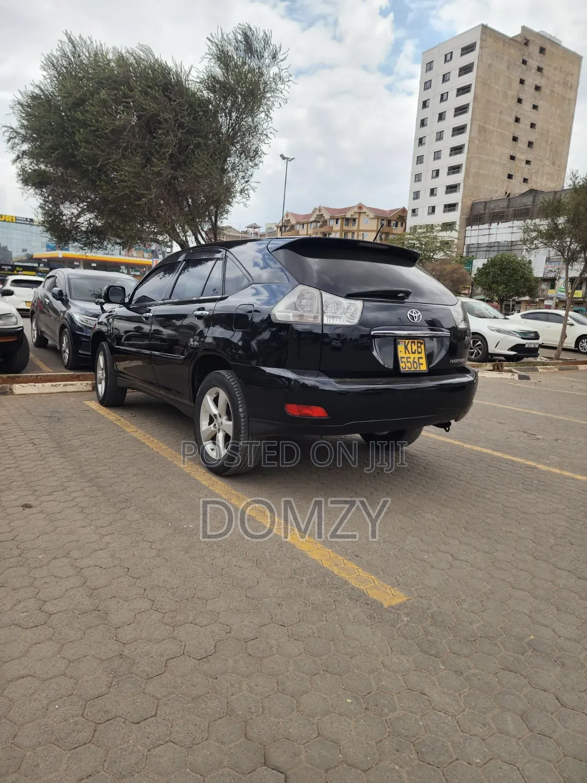Toyota Harrier 240G 2009 Black