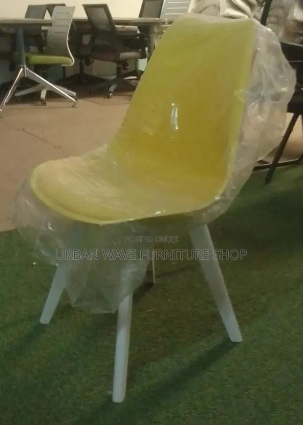 Plastic Waiting Chairs