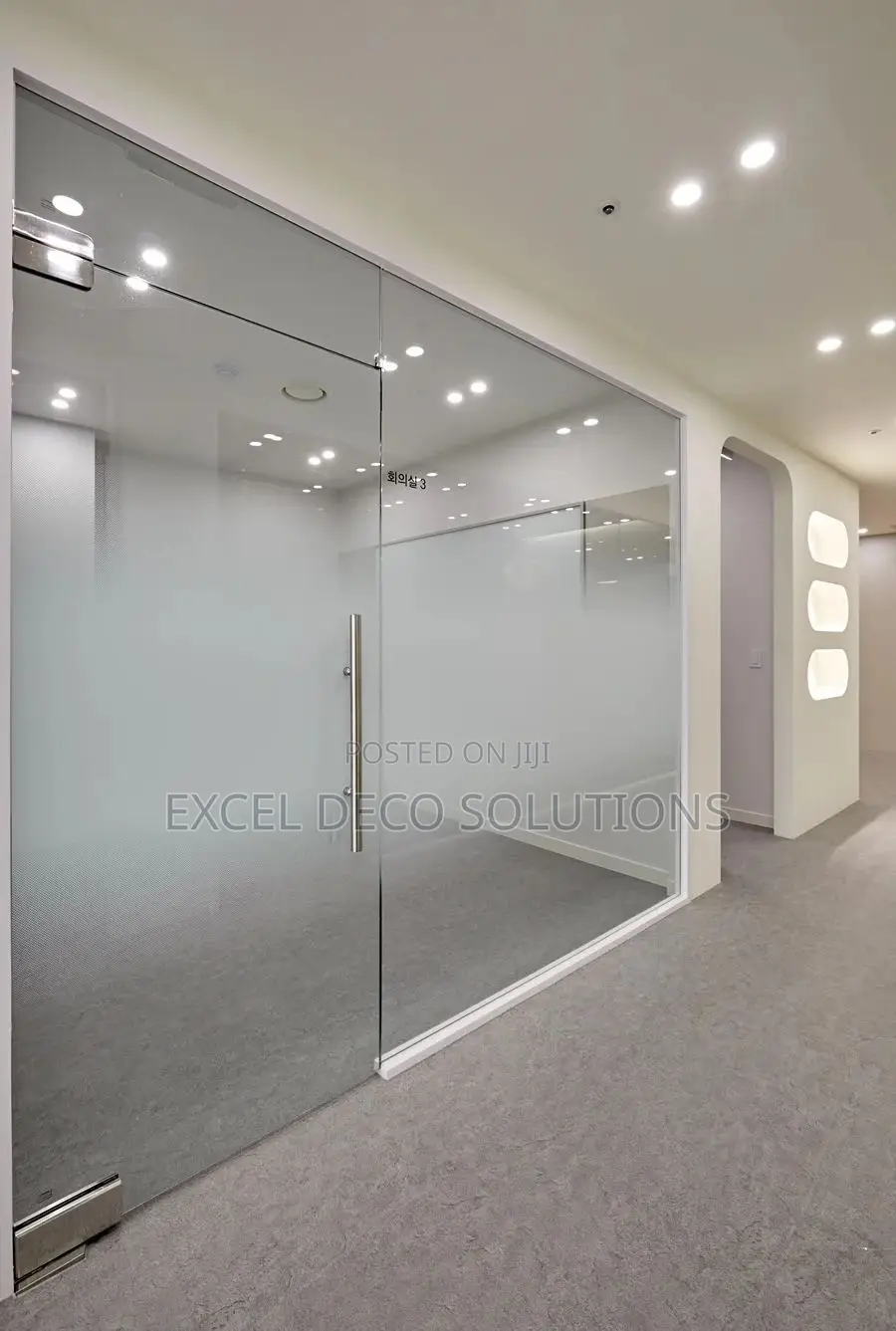 Gradient Privacy Glass Film - White Ombre Office Partition Film