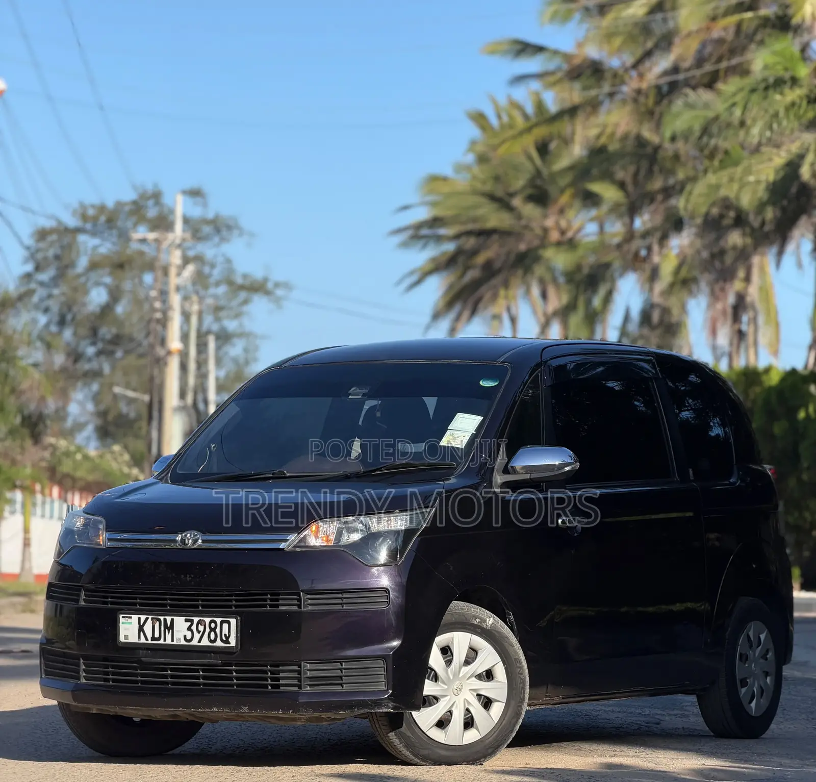 Toyota Spade 2016 Black