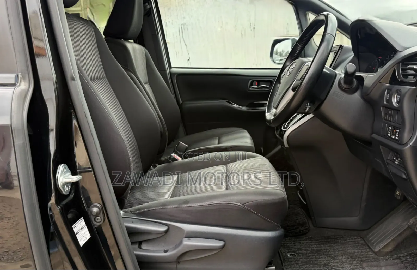 Toyota Voxy 2019 Black
