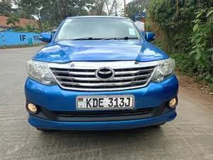 Toyota Fortuner 3.0 D AWD 2012 Blue