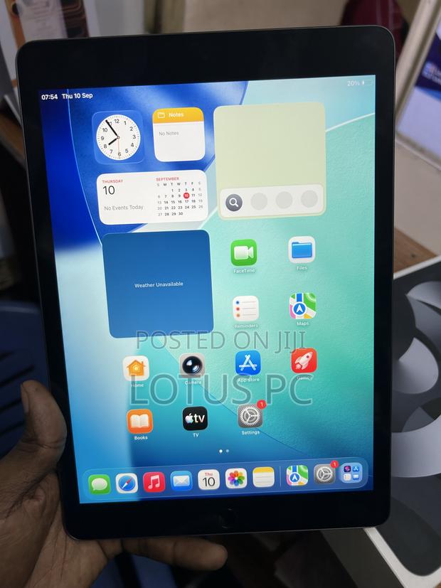 Apple iPad 10.2 (2021) 64 GB Gray