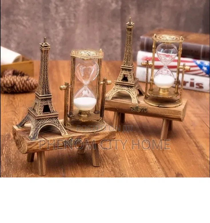 Creative Eiffel Tower Hourglass Decor Ornament