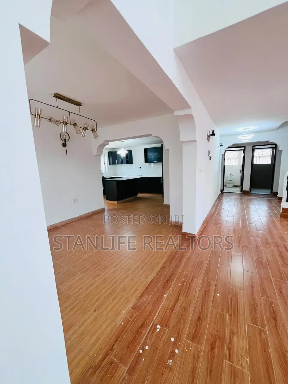 5bdrm House in Samaria Nest 1, Kimbo for sale