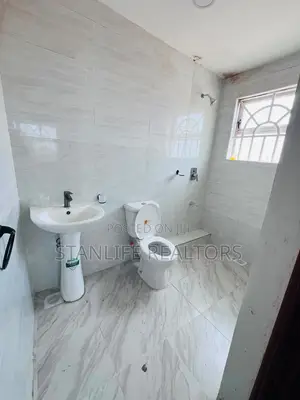 5bdrm House in Samaria Nest 1, Kimbo for sale