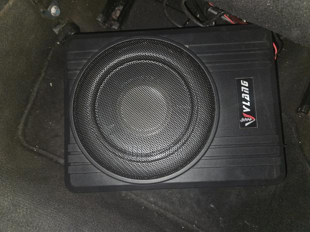 Vlang Underseat - thumbnail 2