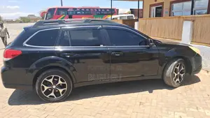 Subaru Outback 2011 Black