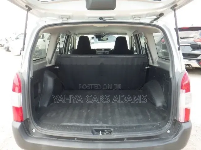 Toyota Probox 1.3 GL 2WD 2019 Silver