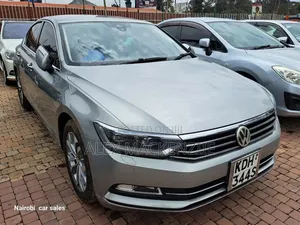 Volkswagen Passat 2015 Silver