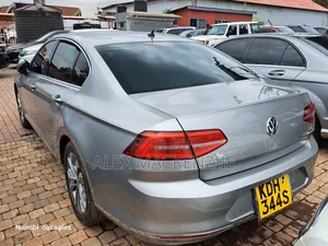 Volkswagen Passat 2015 Silver