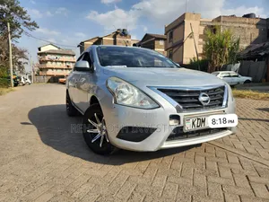 Nissan Latio 1.2 2015 Silver