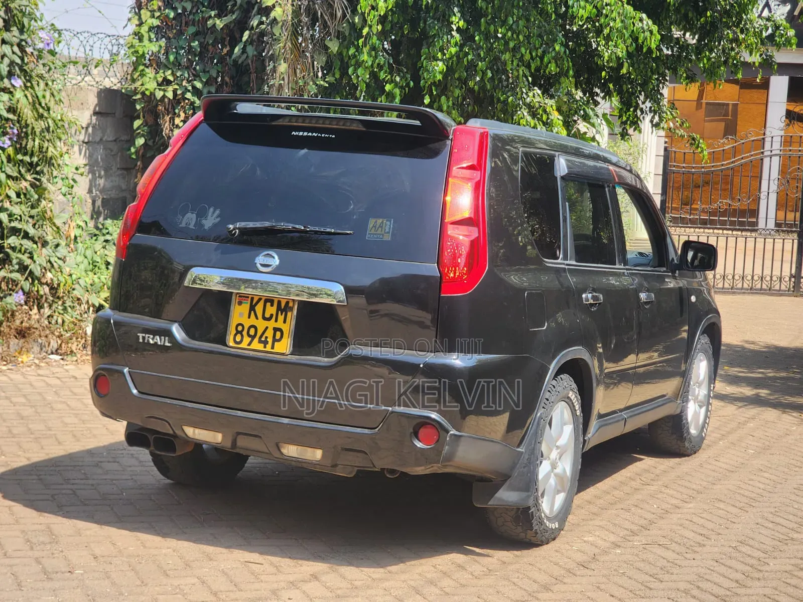 Nissan X-Trail 2010 Black