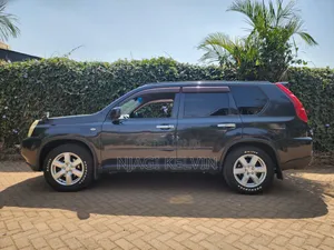 Nissan X-Trail 2010 Black