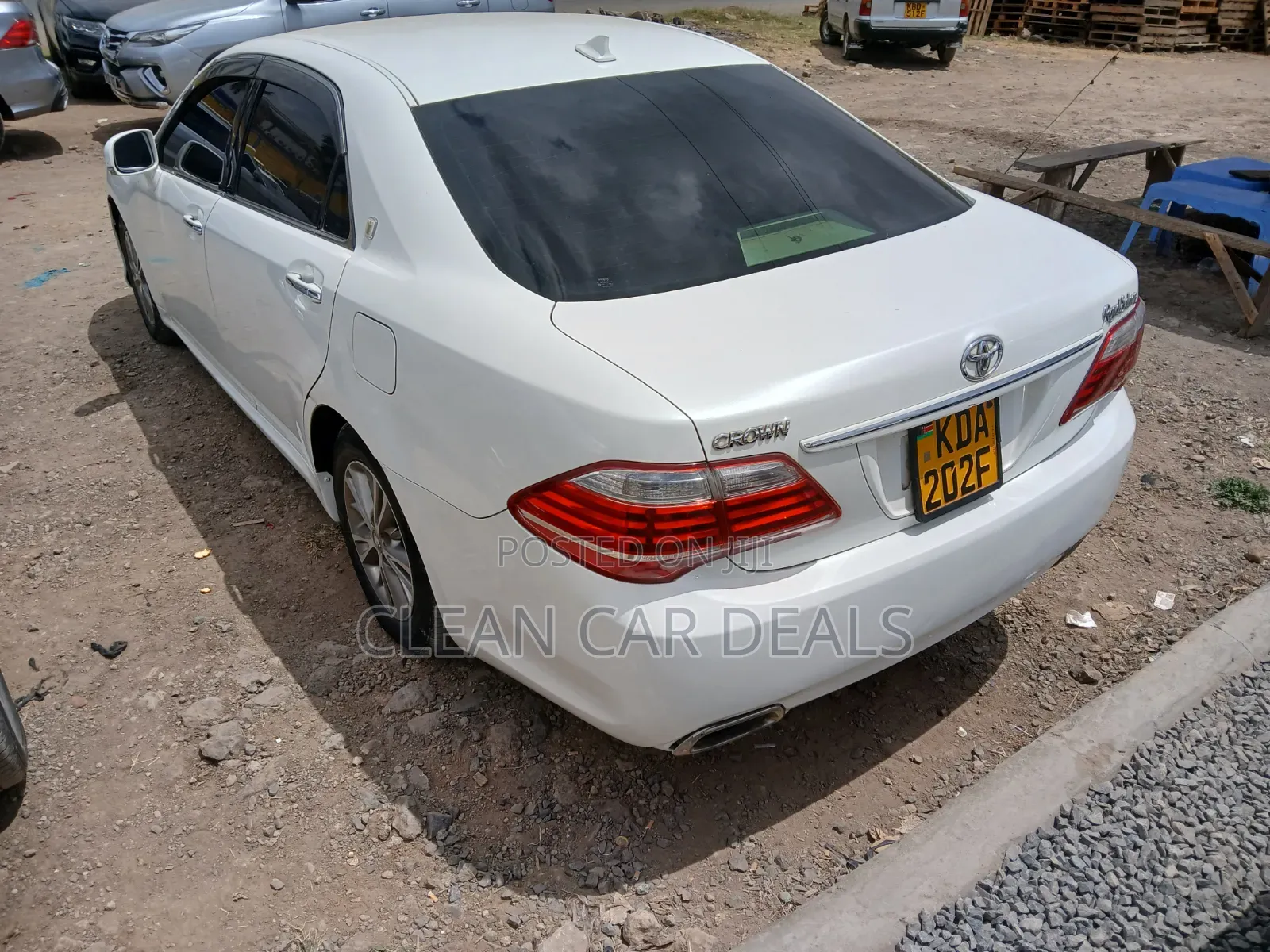 Toyota Crown 2013 White