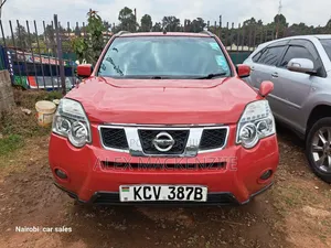 Nissan X-Trail 2012 Red