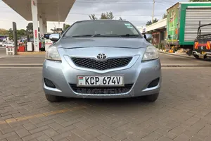 Toyota Belta 2010 Blue