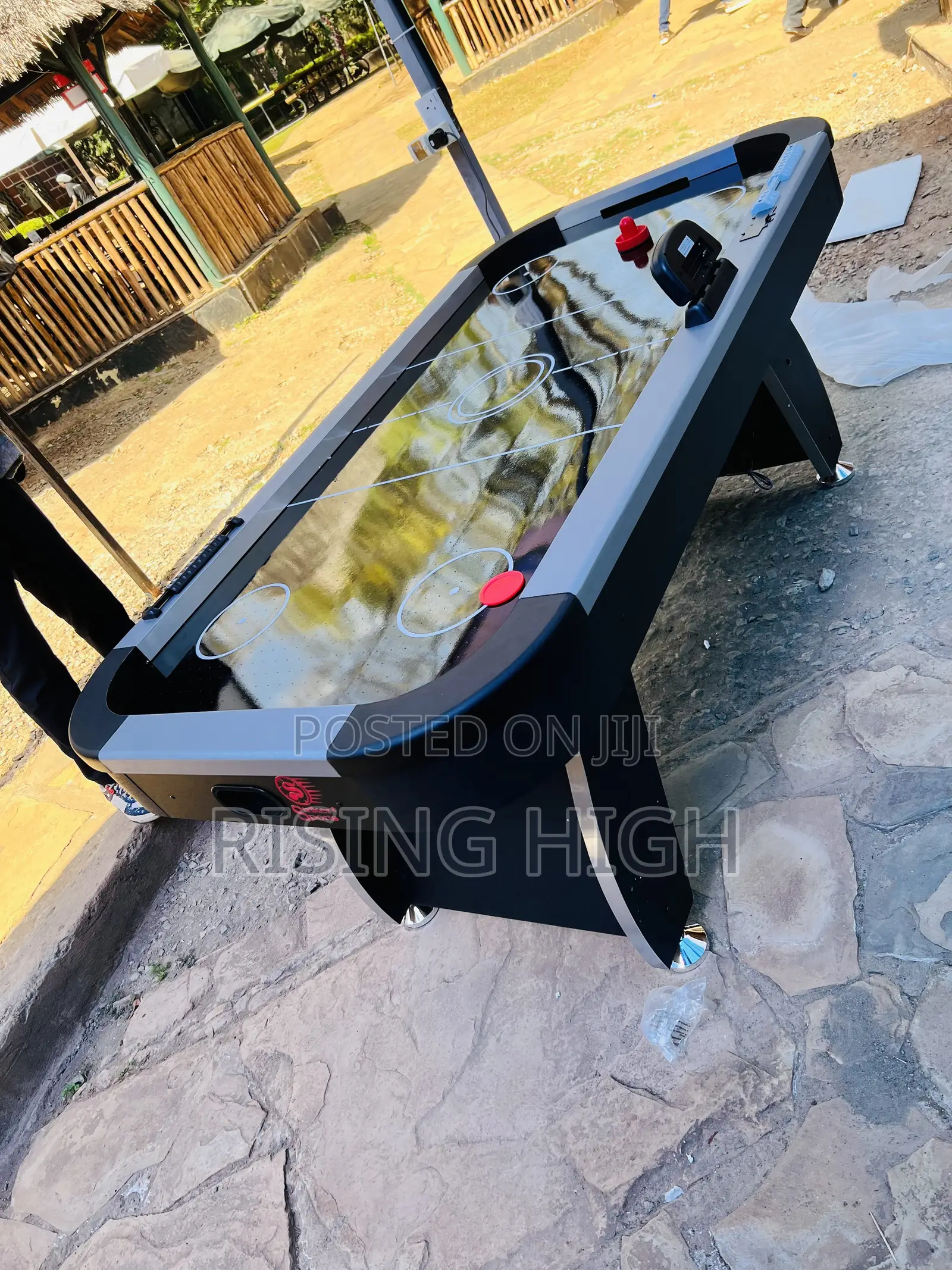 Air Hockey Table/ Automatic Score Detection