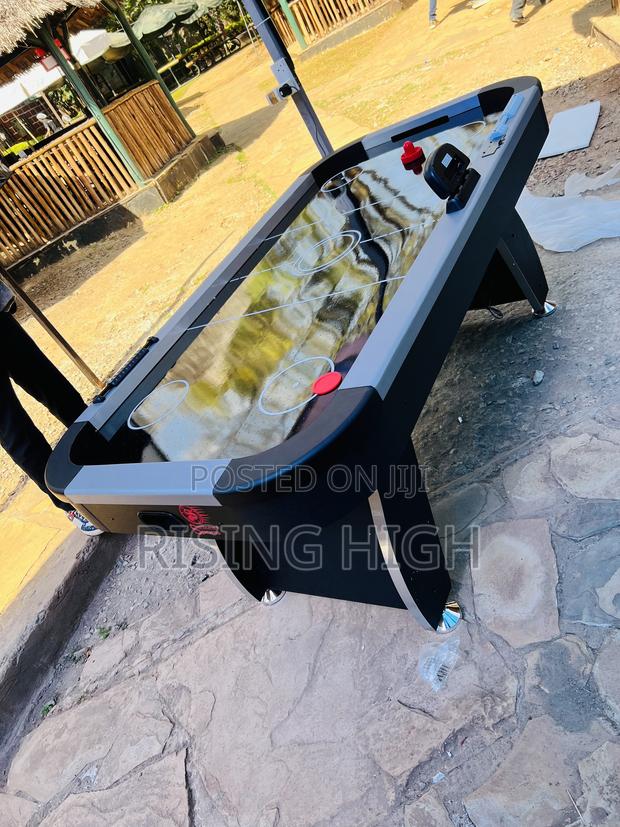 Air Hockey Table/ Automatic Score Detection