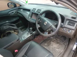 Toyota Crown 2009 Black