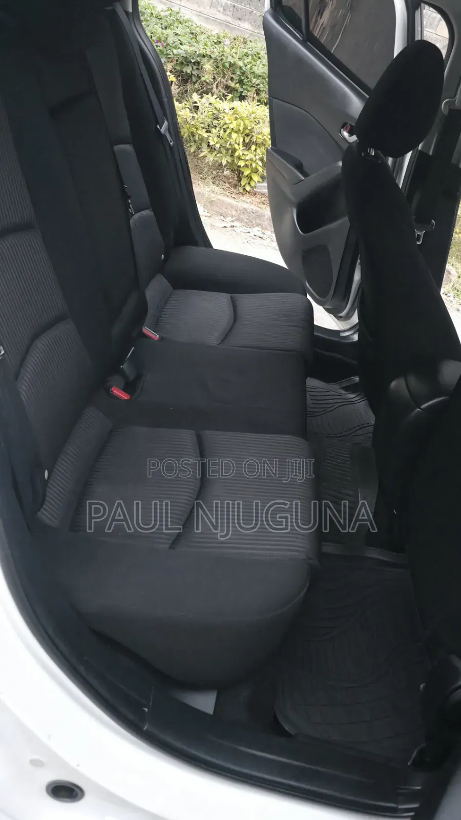 Mazda Axela SV Premium 2014 White