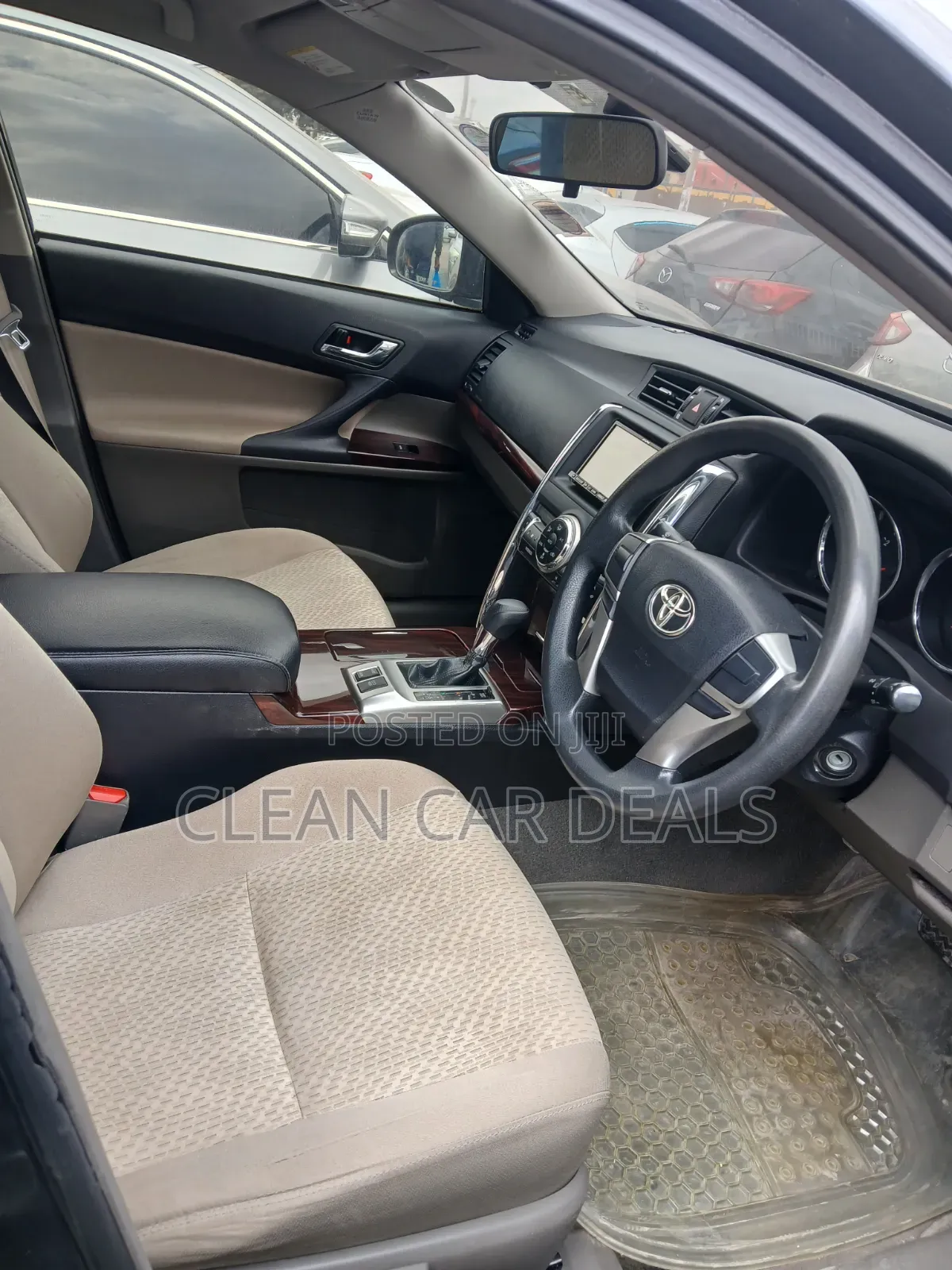 Toyota Mark X 2013