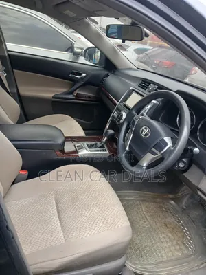 Toyota Mark X 2013