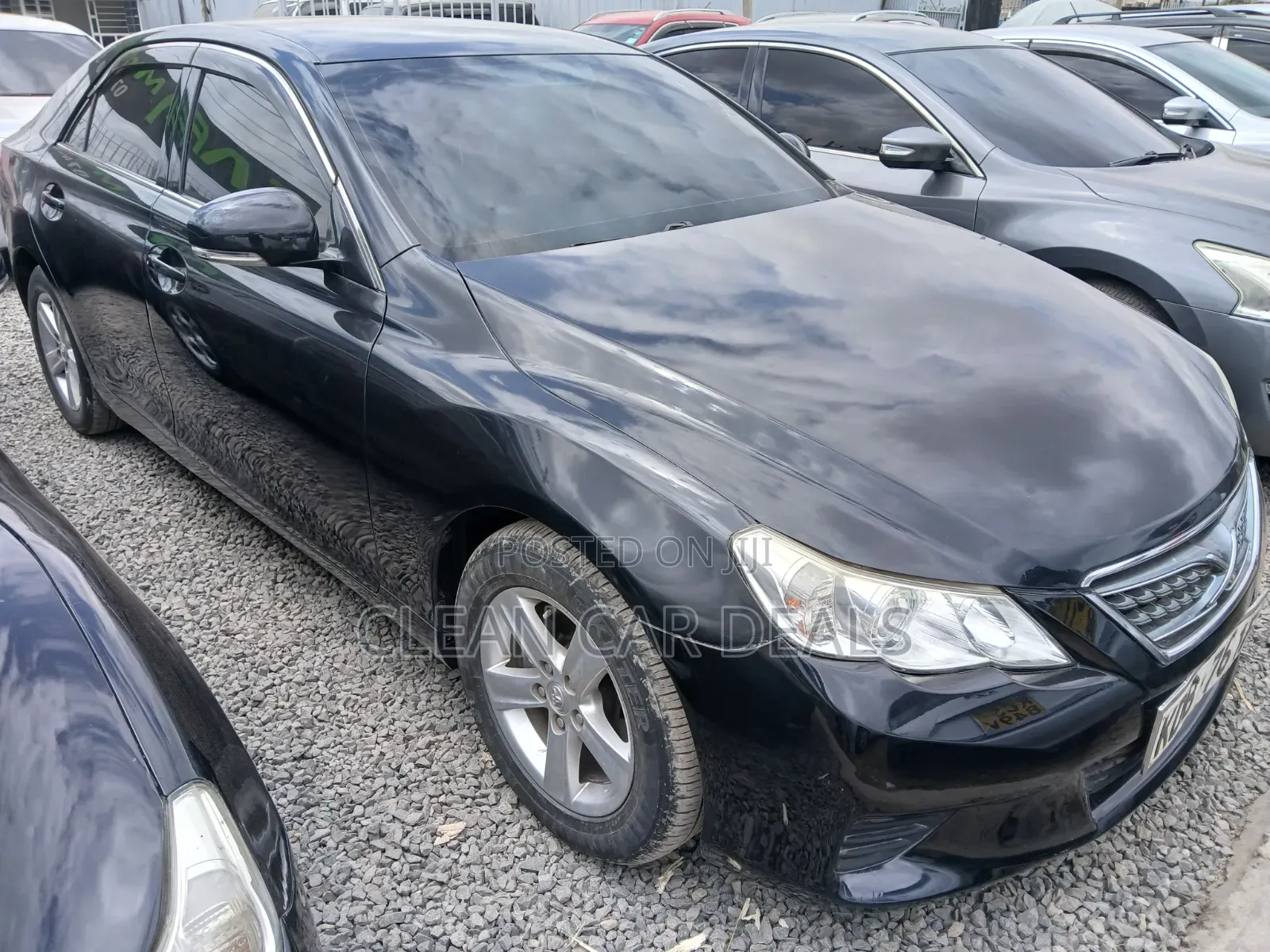 Toyota Mark X 2013