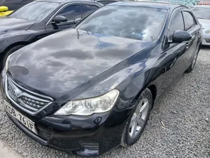 Toyota Mark X 2013