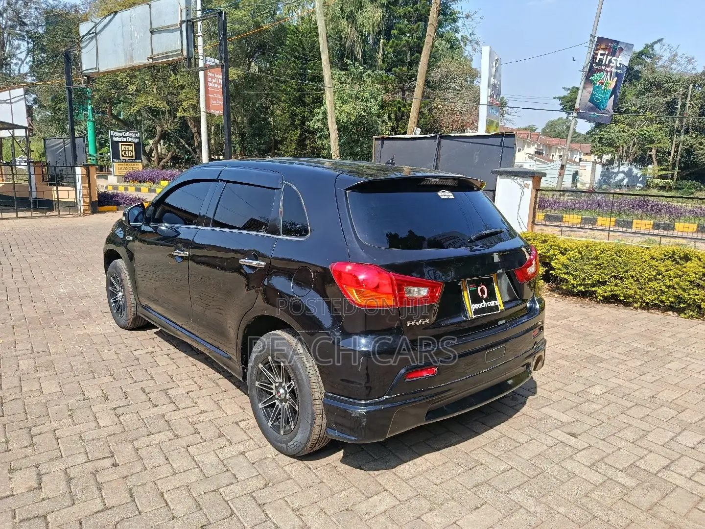 Mitsubishi RVR 2013 Black