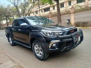 Toyota Hilux Revo Double Cab Deisel 2.8 RWD 2018 Matt Black