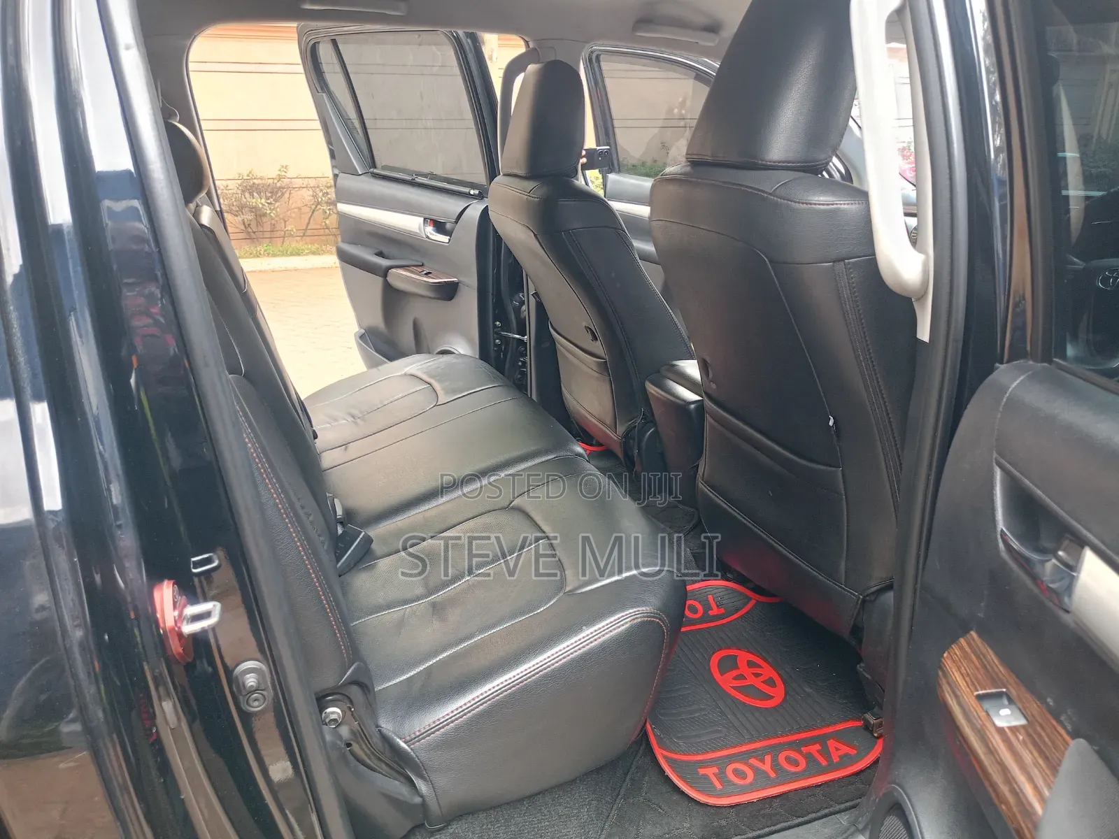 Toyota Hilux Revo Double Cab Deisel 2.8 RWD 2018 Matt Black