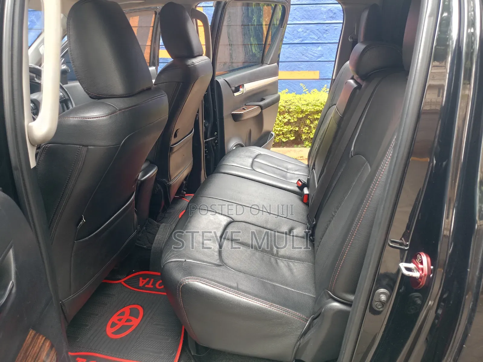 Toyota Hilux Revo Double Cab Deisel 2.8 RWD 2018 Matt Black