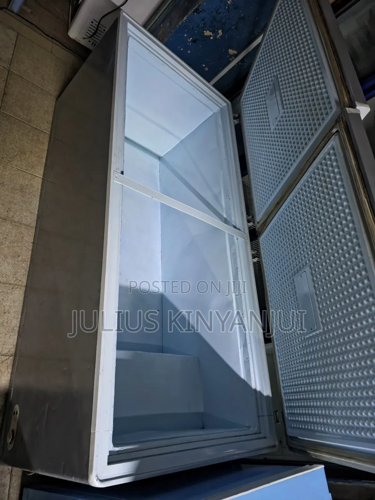 Split Door Freezer 600L