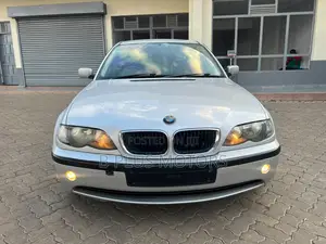 BMW 318i 2004 Silver