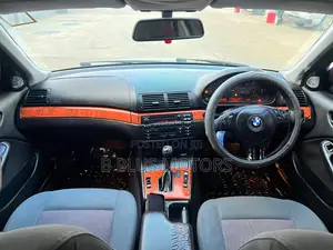 BMW 318i 2004 Silver