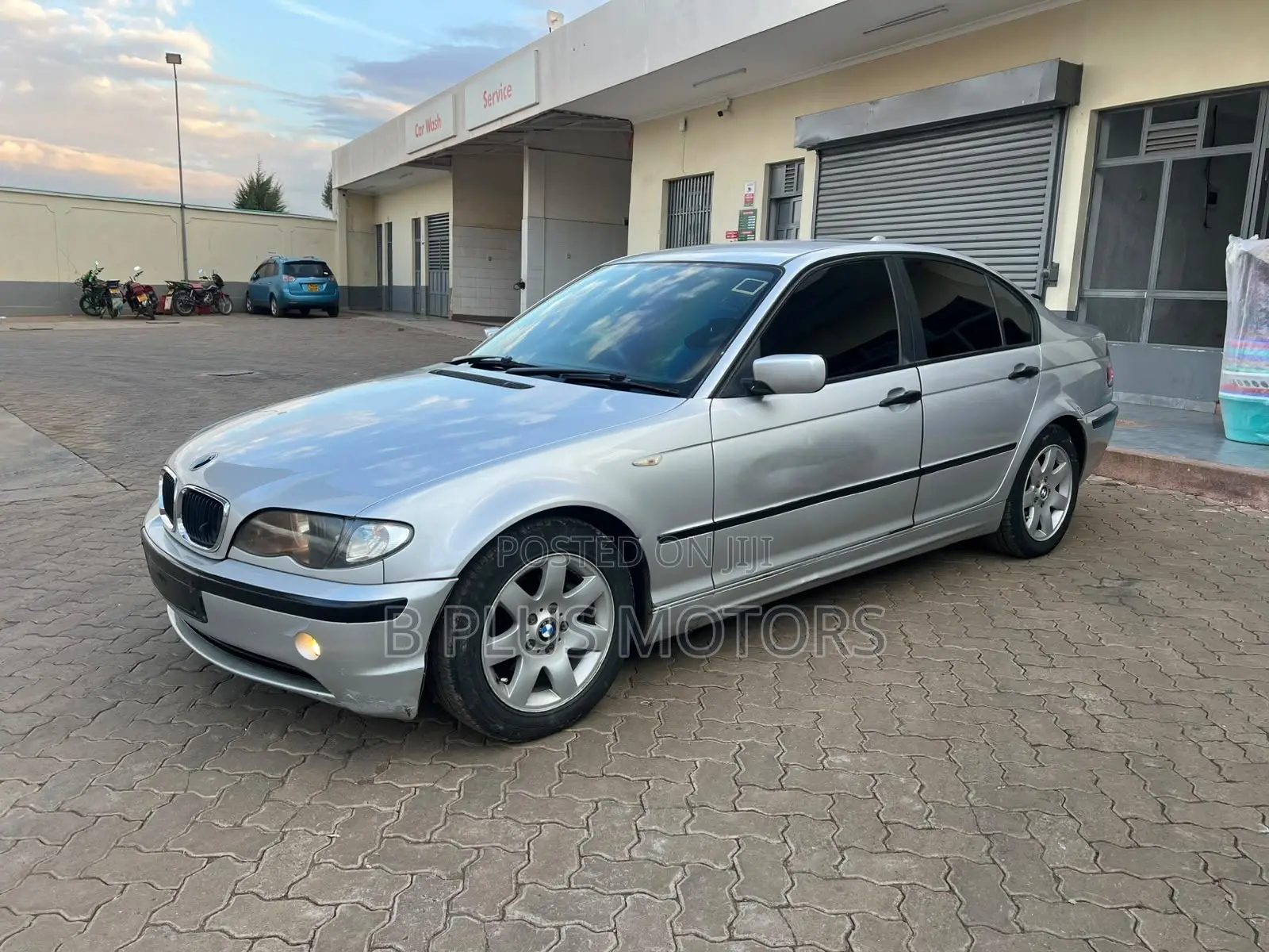 BMW 318i 2004 Silver