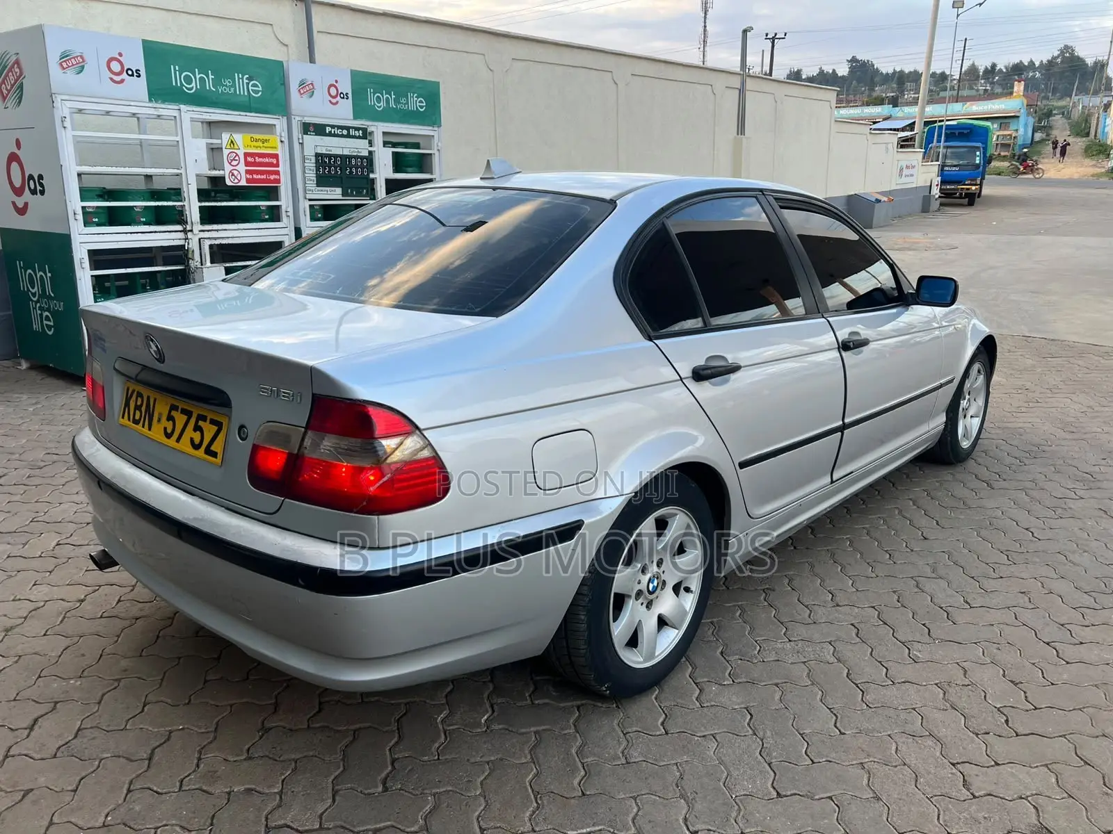 BMW 318i 2004 Silver