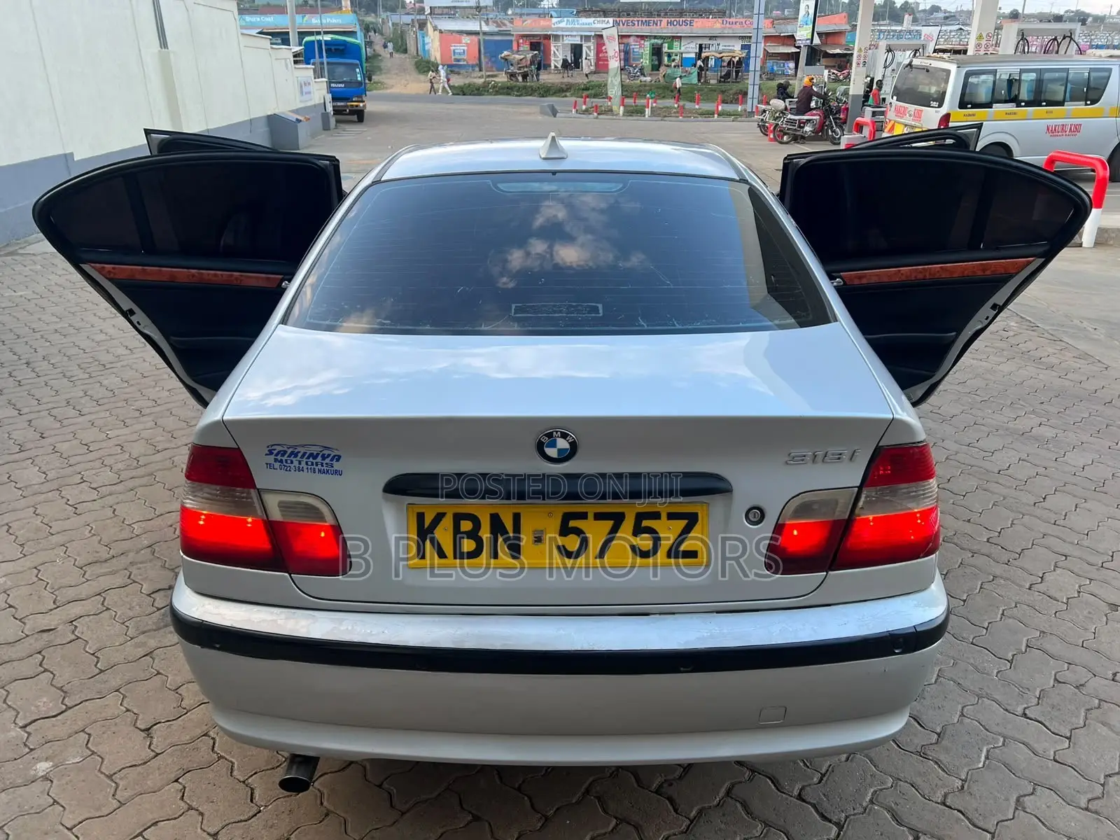BMW 318i 2004 Silver