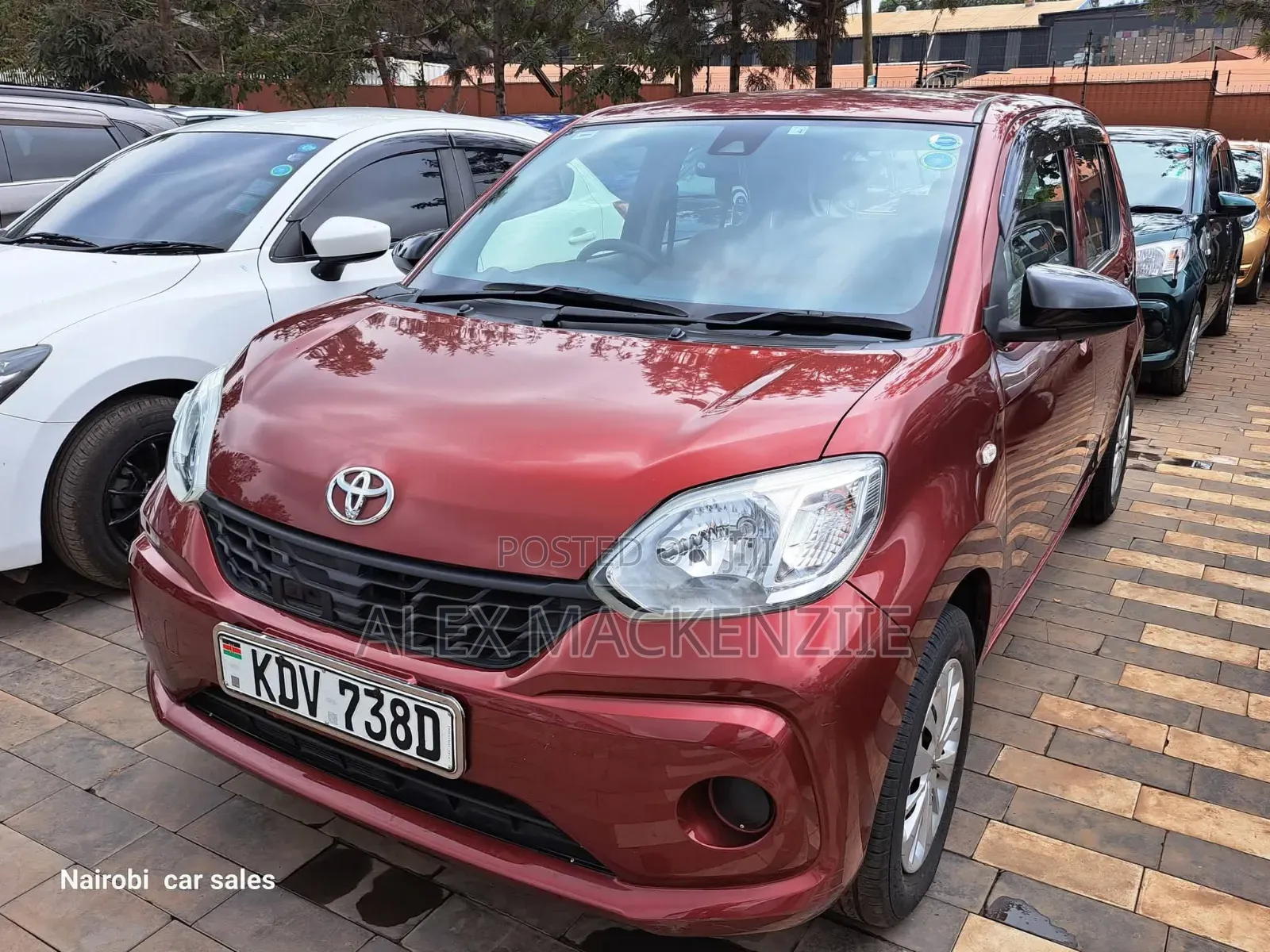Toyota Passo 2018 Red