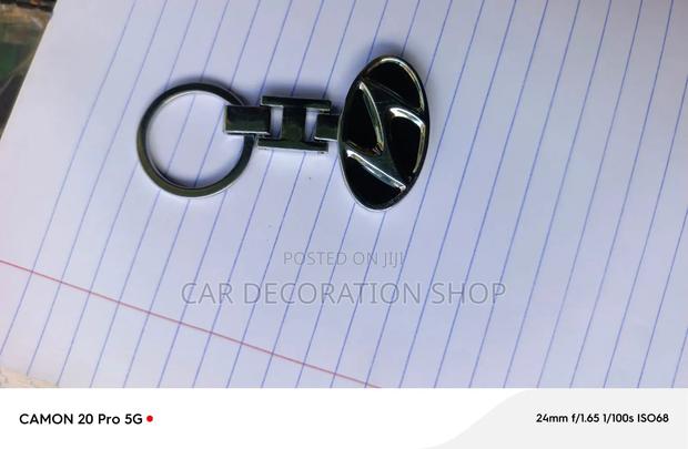 3D Metallic Hyundai Keychain Keyring With Oval Plate - thumbnail 2