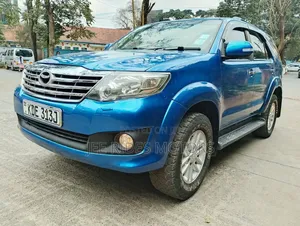 Toyota Fortuner 3.0 D AWD 2012 Blue