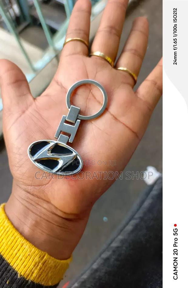 3D Metallic Hyundai Keychain Keyring With Oval Plate