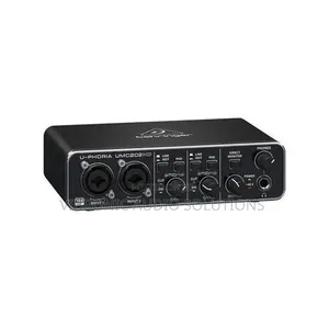 Behringer UMC202HD 2x2 Desktop USB Audio Interface