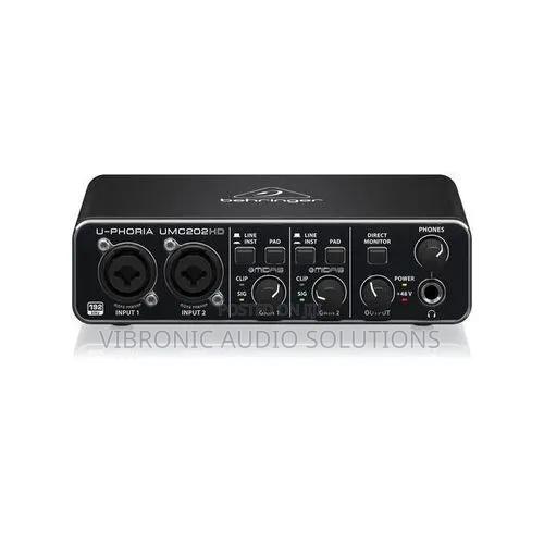 Behringer UMC202HD 2x2 Desktop USB Audio Interface - thumbnail 2