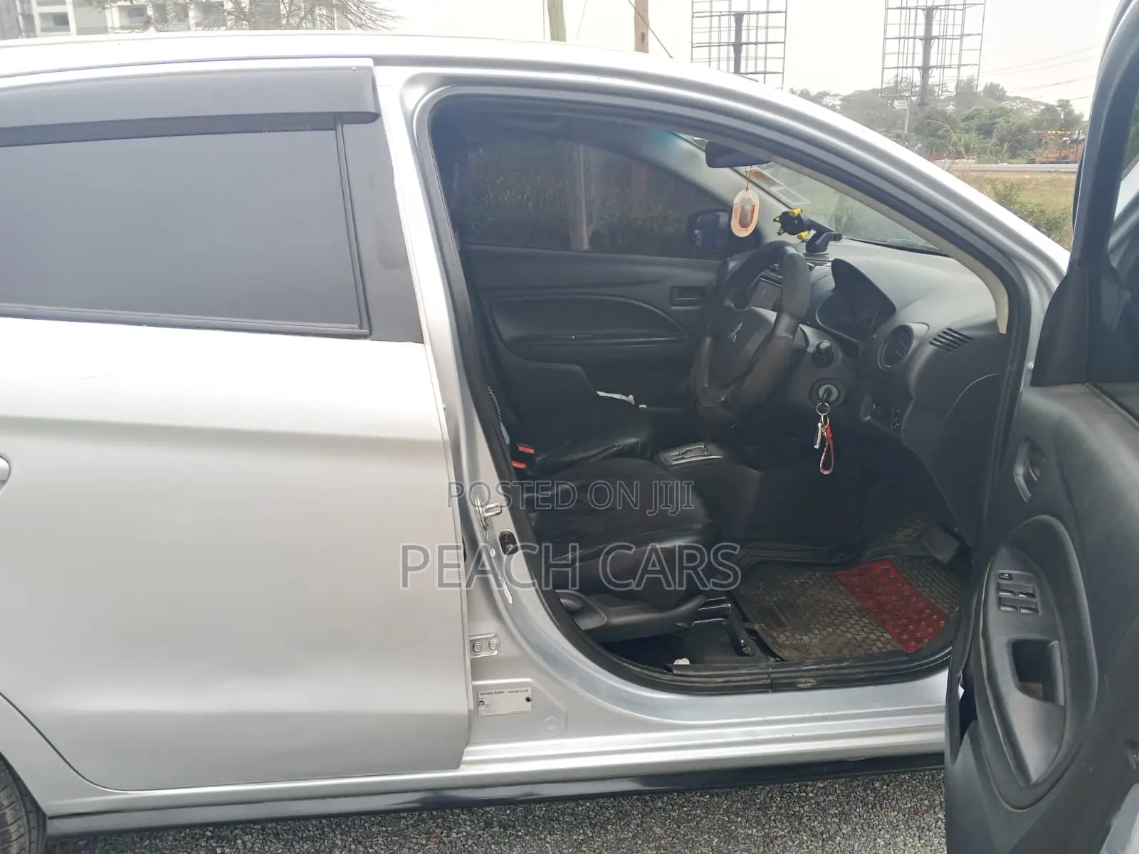 Mitsubishi Mirage 2014 Silver