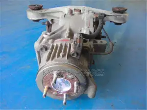 Toyota Noah Rear Differential Gear (Diff).