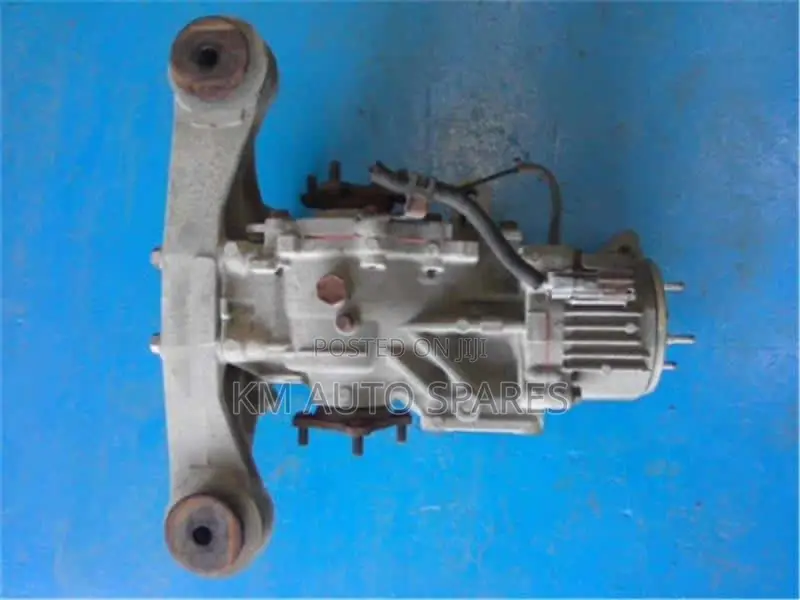 Toyota Noah Rear Differential Gear (Diff).